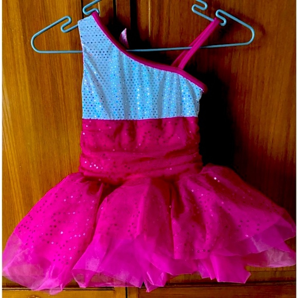 Weismann Pink Sparkly Dance Costume - Picture 2 of 11